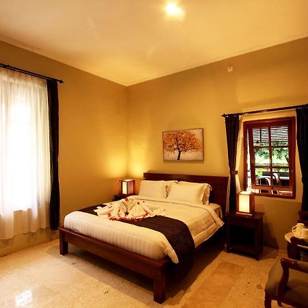 Griya Gendhis Saraswati Boutique Hotel Klaten エクステリア 写真