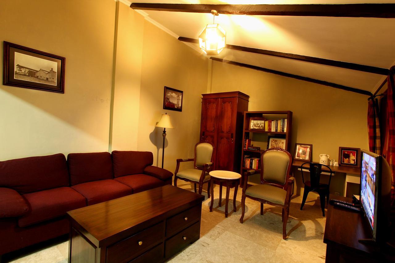 Griya Gendhis Saraswati Boutique Hotel Klaten エクステリア 写真