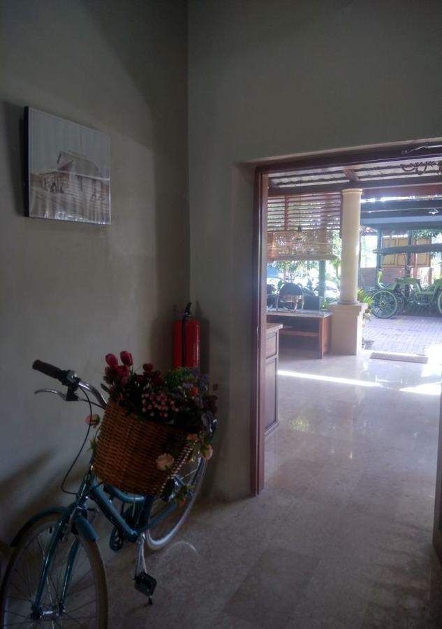 Griya Gendhis Saraswati Boutique Hotel Klaten エクステリア 写真