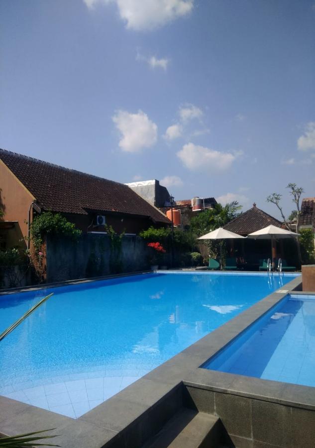 Griya Gendhis Saraswati Boutique Hotel Klaten エクステリア 写真