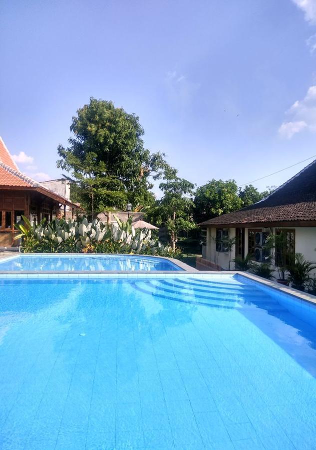 Griya Gendhis Saraswati Boutique Hotel Klaten エクステリア 写真